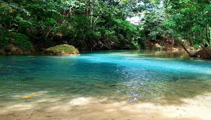 Island Highlights, Rum Tasting and Bamboo Beach Break shore excursion in Montego Bay, Jamaica