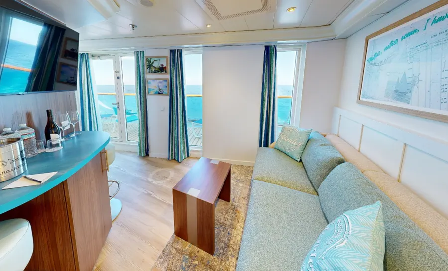 Grand Terrace Corner Suites aboard Margaritaville at Sea Islander — photo 2
